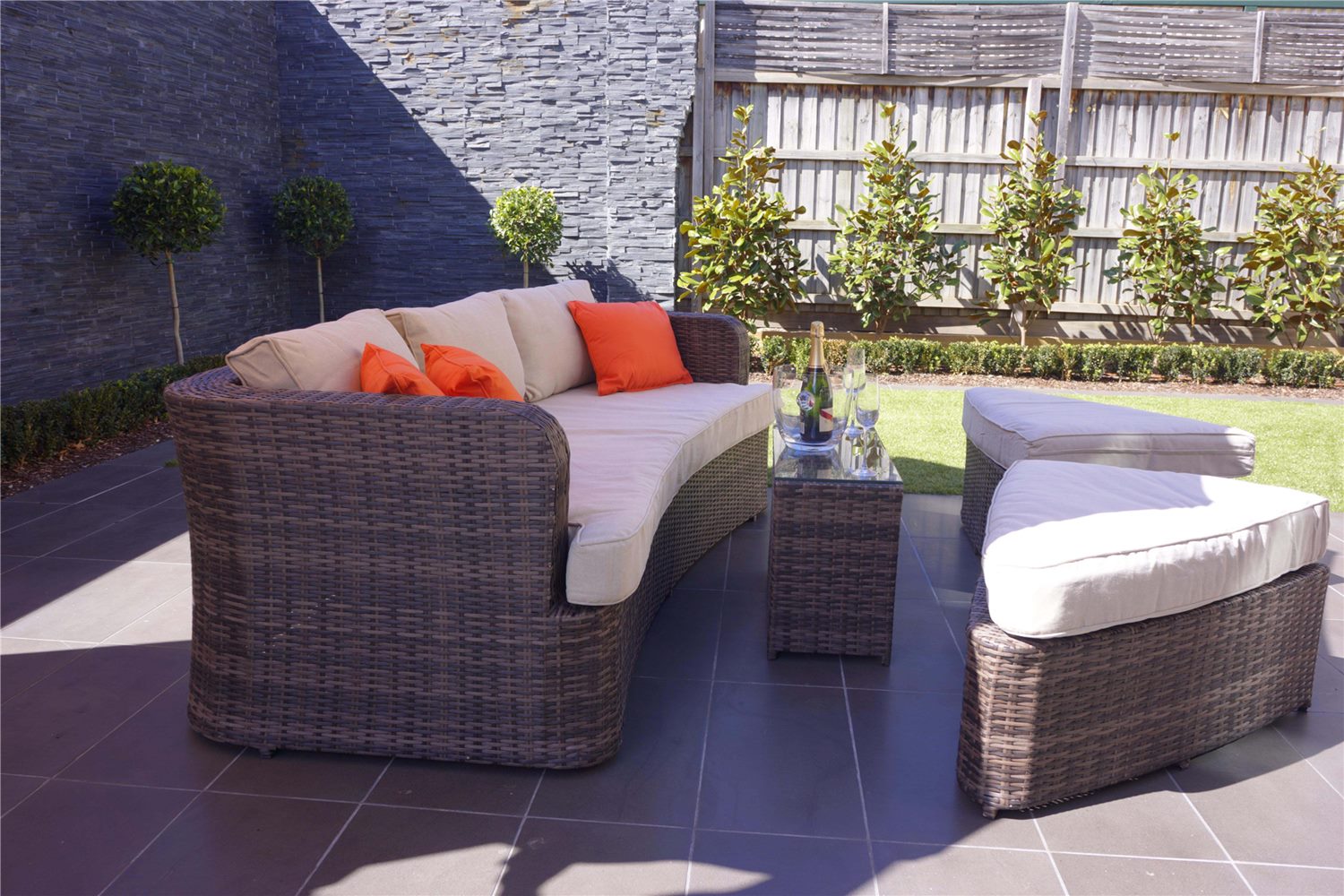 Outdoor Daybed Sofa Rattan Garden Furniture by Moda Furnishings