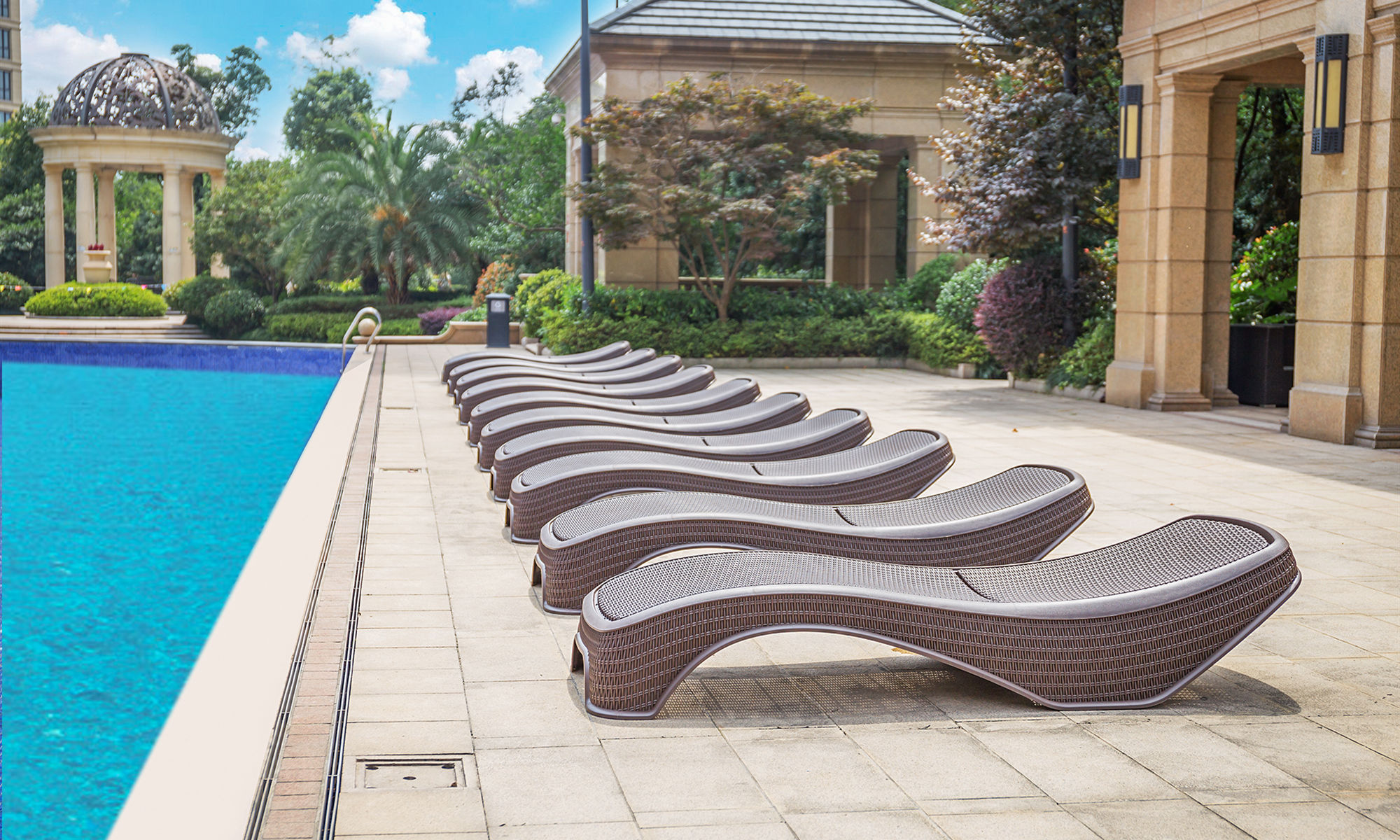 MD-309 / Plastic Lounger Set